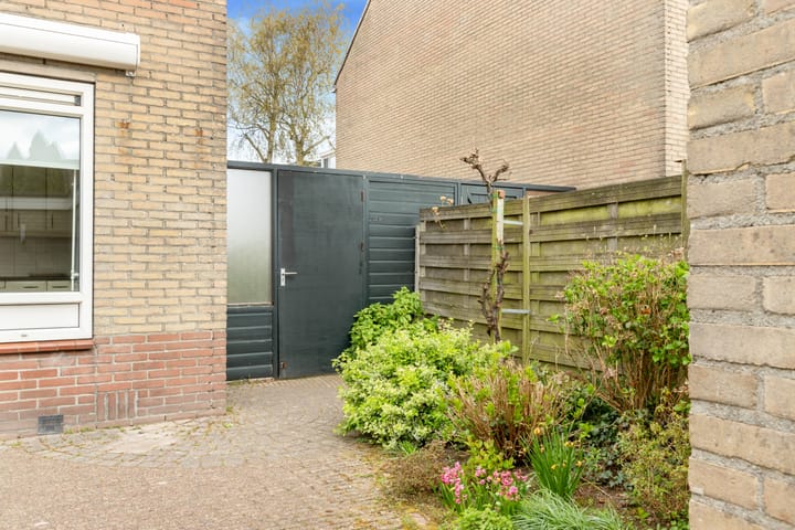 Foto 38 van Denemarkenstraat 12