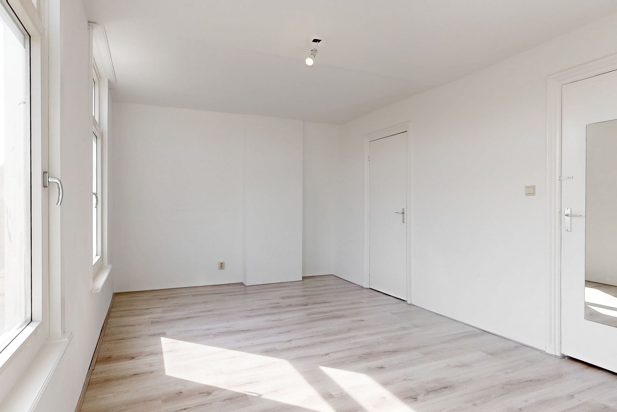 Photo 9 of Kepplerstraat 204-A