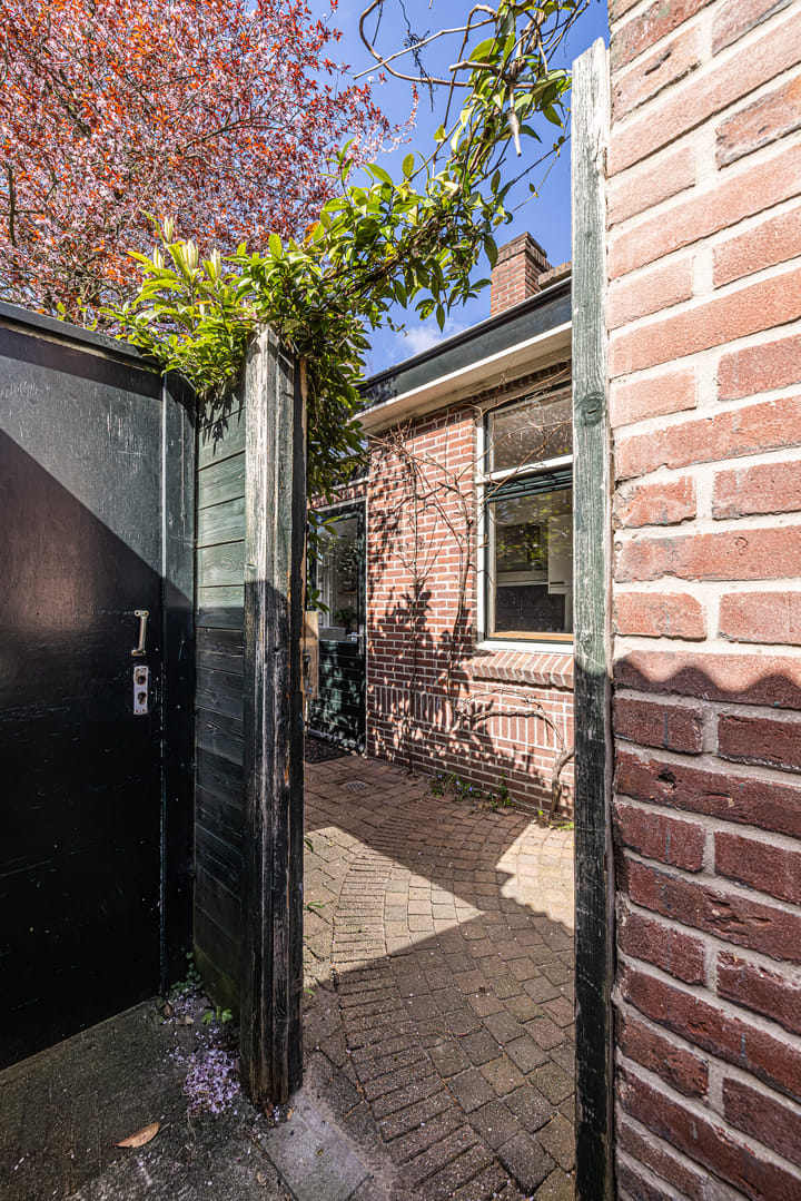 Foto 28 van Van der Hoevenstraat 11