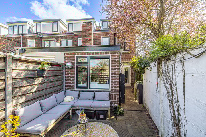 Foto 25 van Van der Hoevenstraat 11