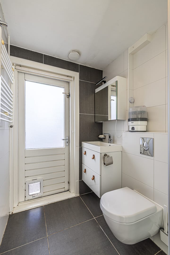 Foto 39 van Van der Hoevenstraat 11