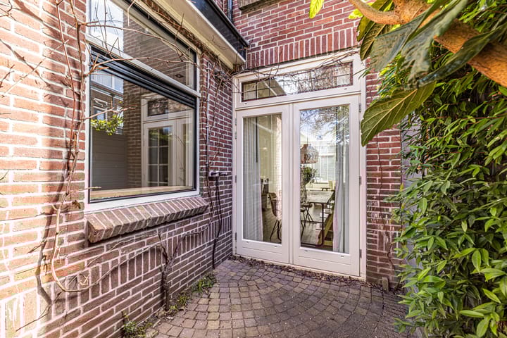 Foto 27 van Van der Hoevenstraat 11