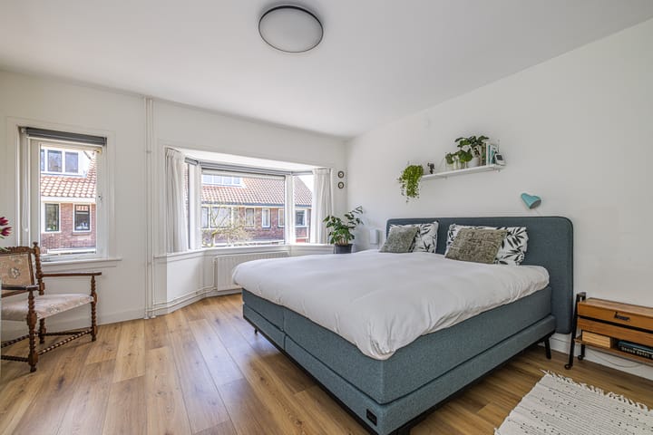 Foto 31 van Van der Hoevenstraat 11