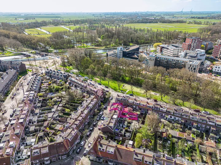 Foto 59 van Van der Hoevenstraat 11