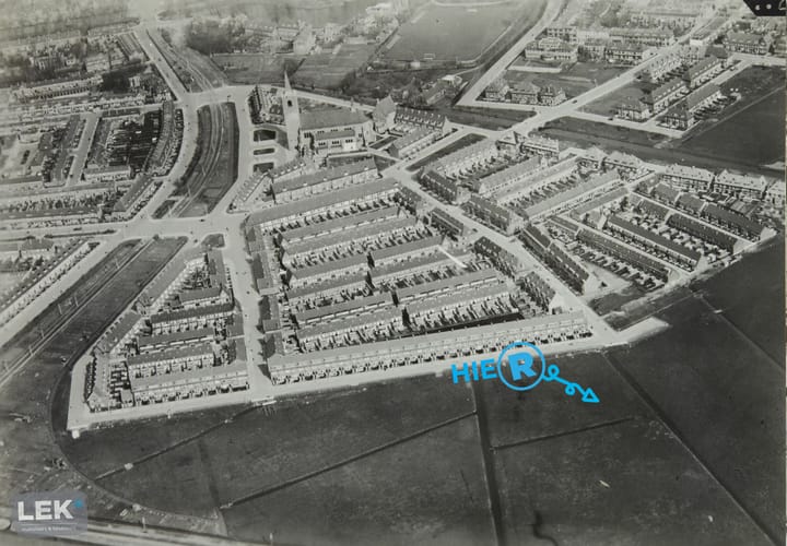 Foto 81 van Van der Hoevenstraat 11