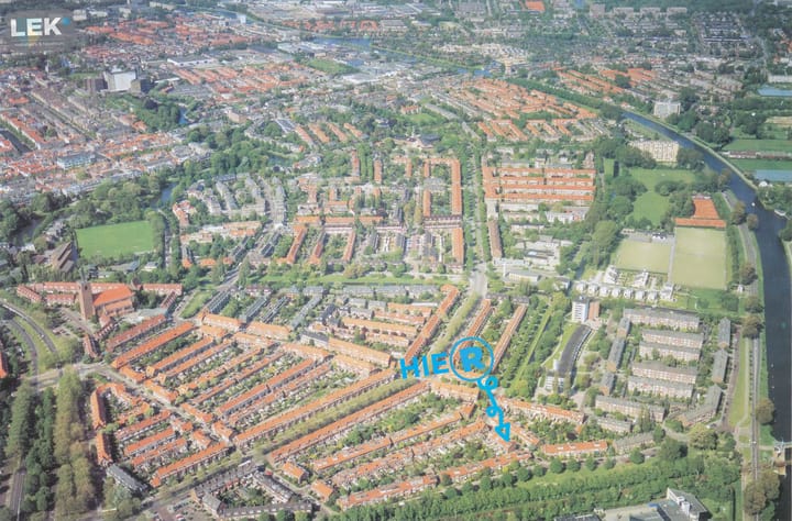 Foto 82 van Van der Hoevenstraat 11