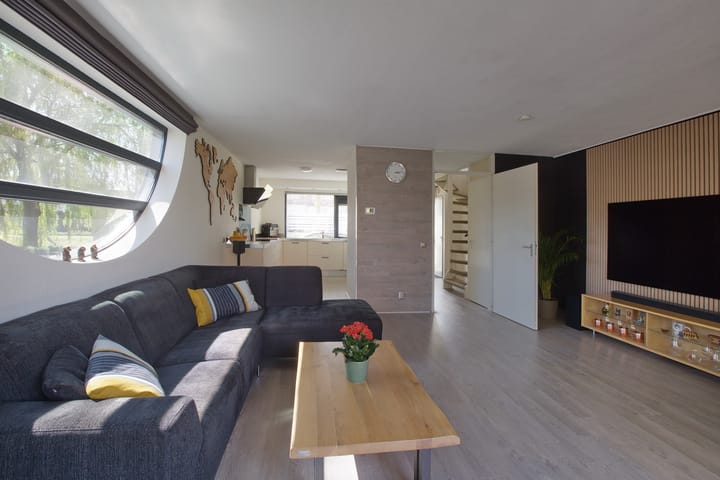 Foto 19 van Zuidpoldersingel 56