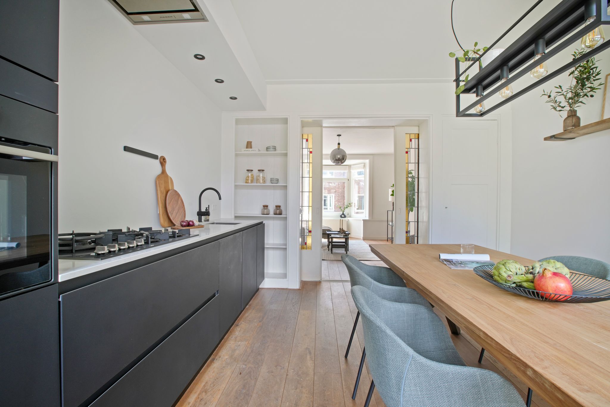 Photo 12 of Reinier Claeszenstraat 45-2