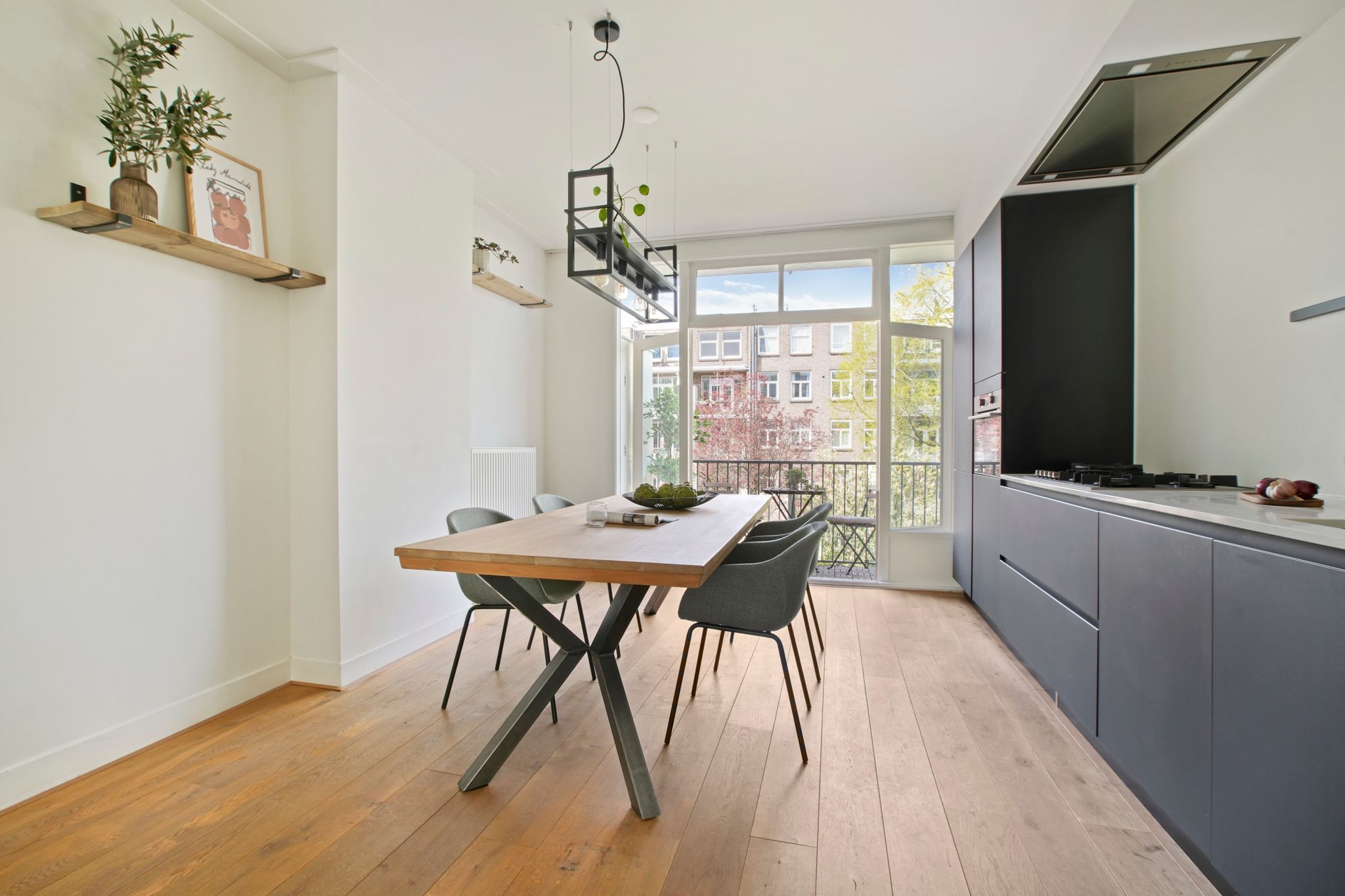 Photo 15 of Reinier Claeszenstraat 45-2