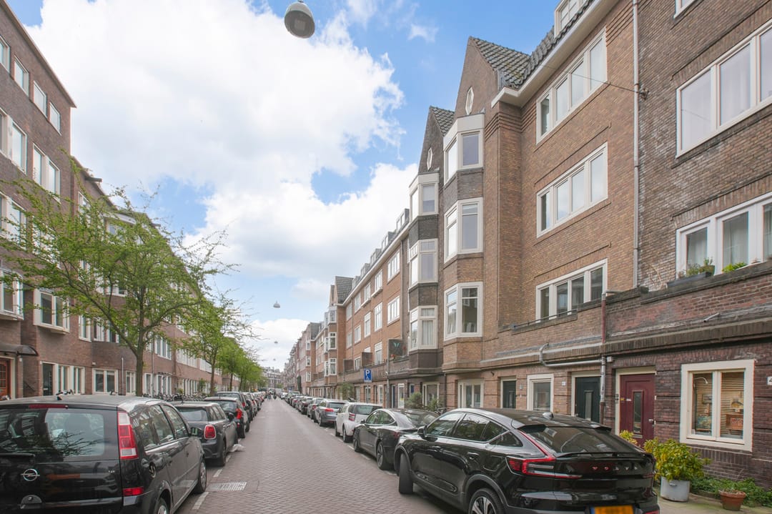 Photo 31 of Reinier Claeszenstraat 45-2
