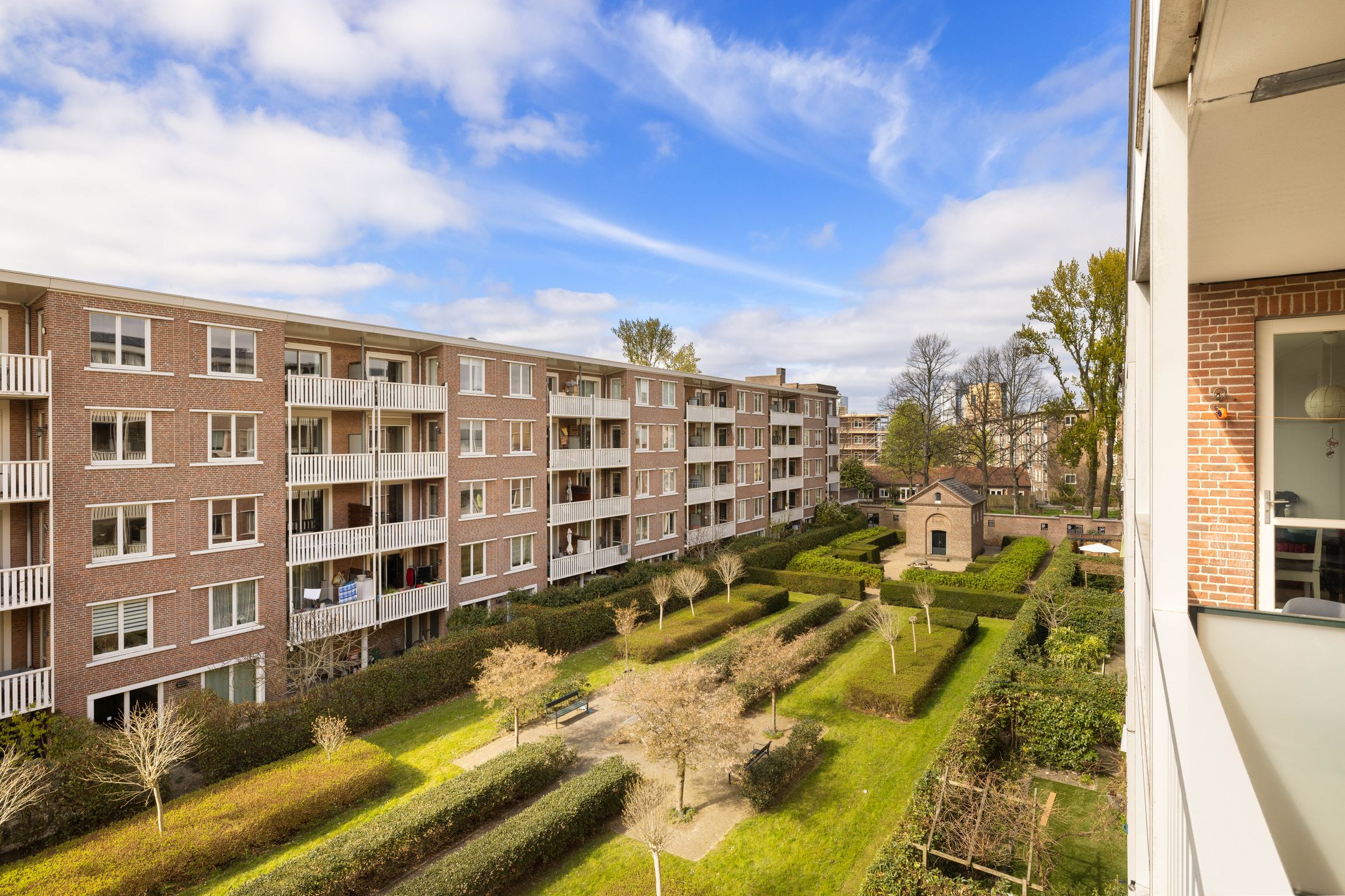 Photo 15 of Jan van Schaffelaarplantsoen 13-C