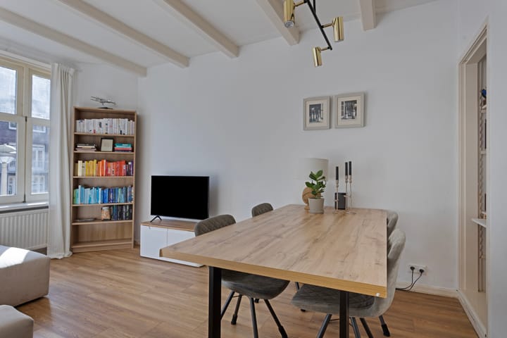 Photo 7 of Geuzenstraat 45-H