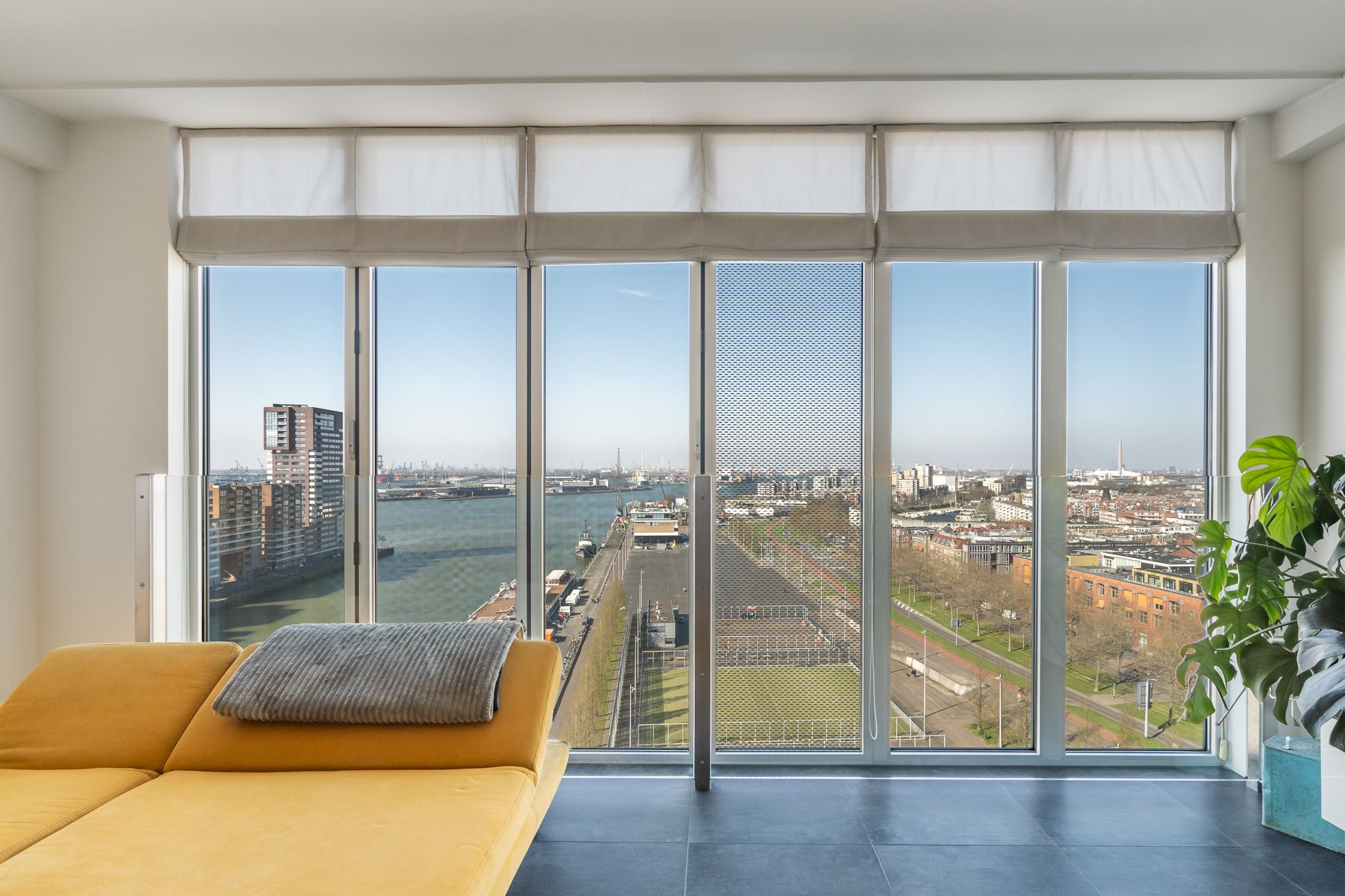 Photo 36 of Schiehavenkade 464