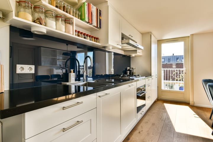 Foto 10 van Pieter Aertszstraat 30-4