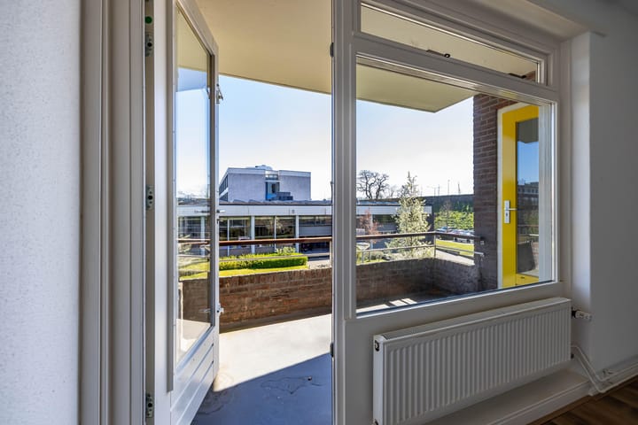 Foto 32 van Huygensstraat 139