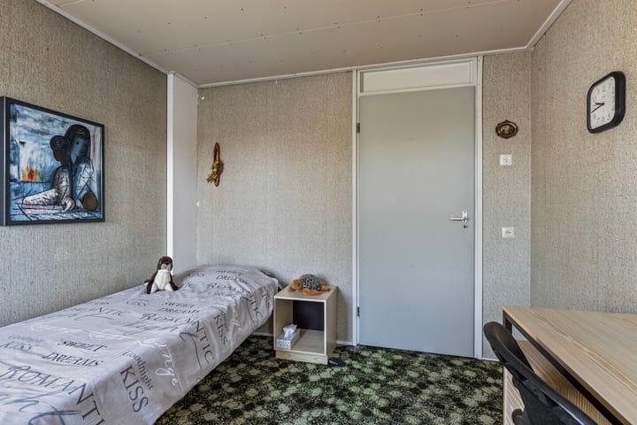 Foto 27 van Spoorstraat 14