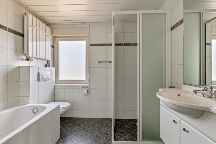 Foto 28 van Spoorstraat 14