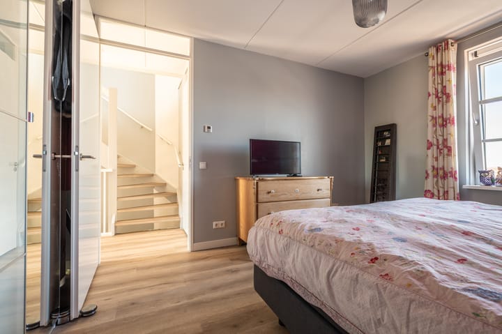 Photo 40 of Courtine 7