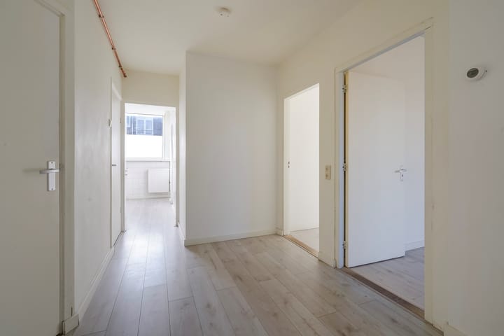 Photo 10 of Loosduinsekade 399