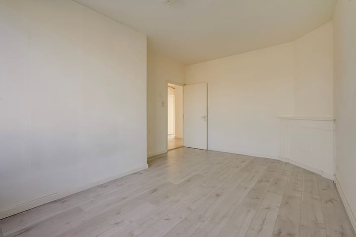 Photo 14 of Loosduinsekade 399