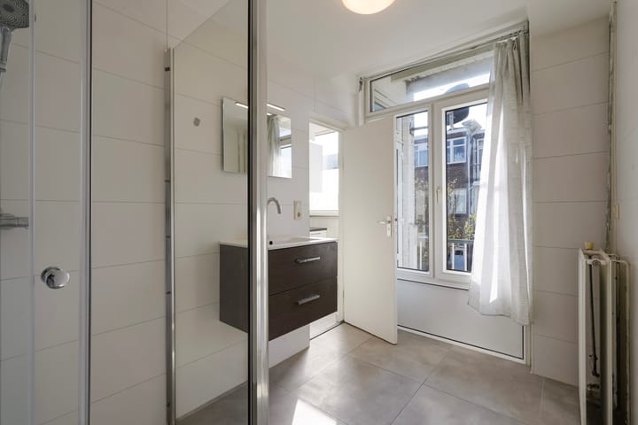 Photo 18 of Loosduinsekade 399