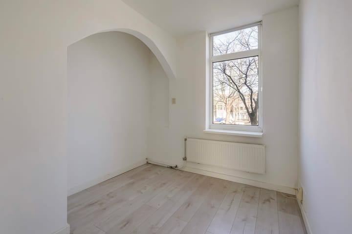 Photo 23 of Loosduinsekade 399