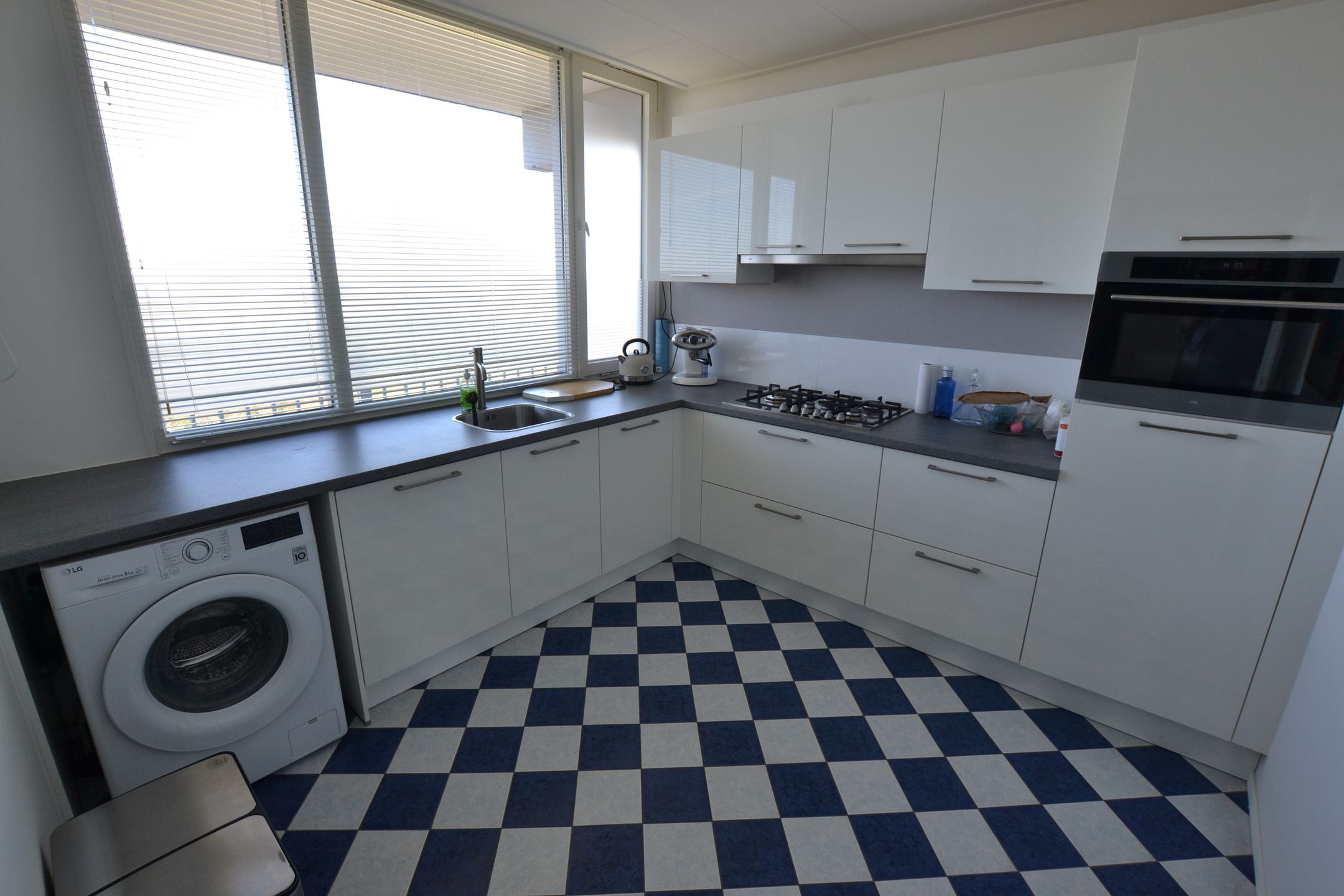 Foto 15 van Henri Dunantstraat 341