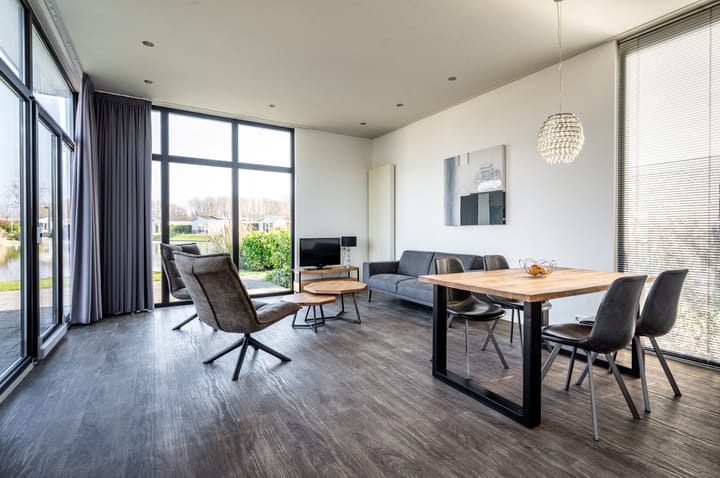 Photo 2 of Zuiderweg 2-R155