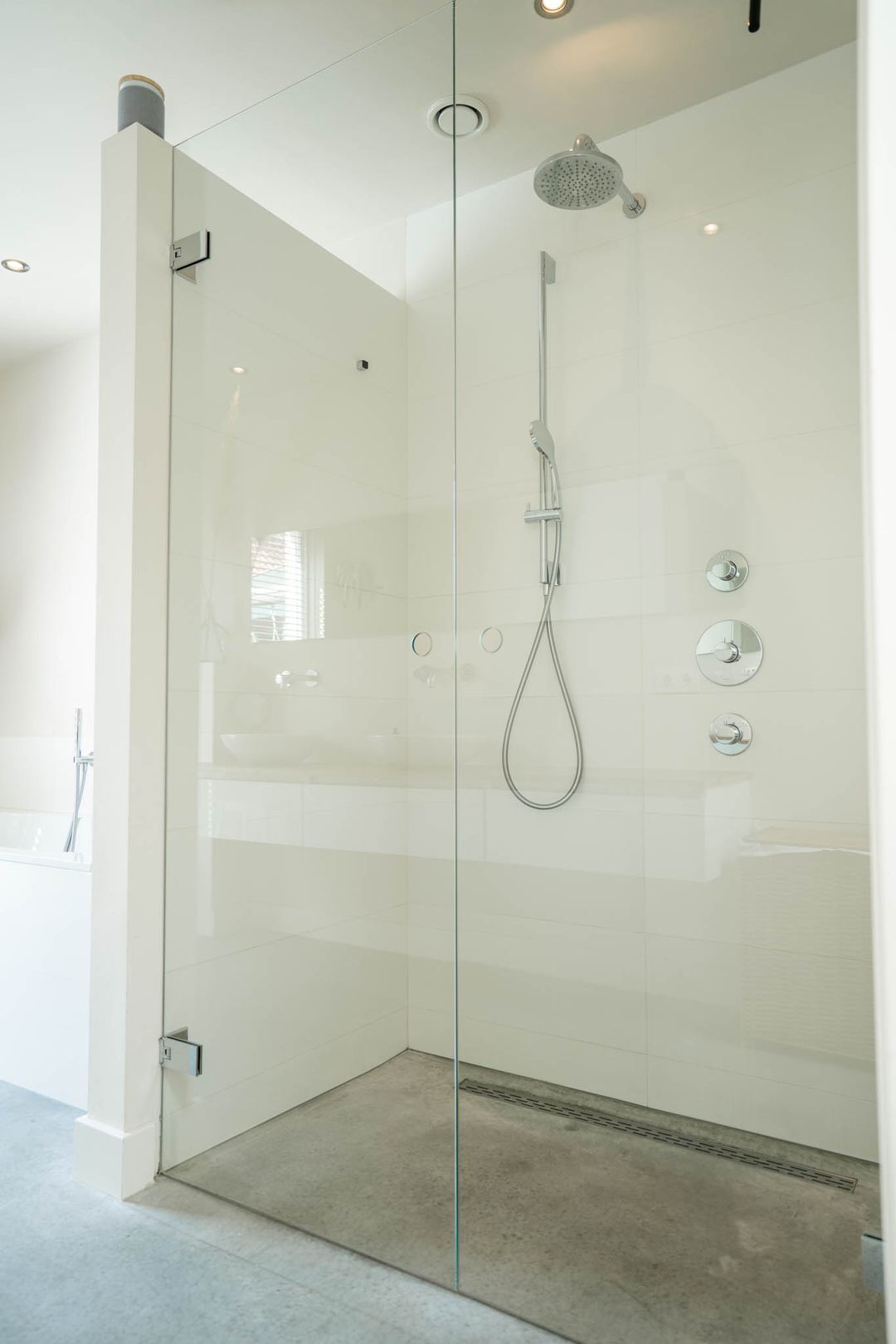 Photo 38 of Nieuwe Uitleg 4