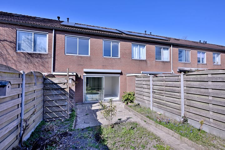 Foto 18 van Sperwerstraat 4