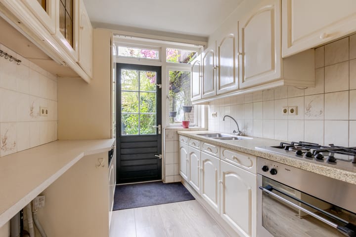 Foto 12 van Barend van Hoeffstraat 2