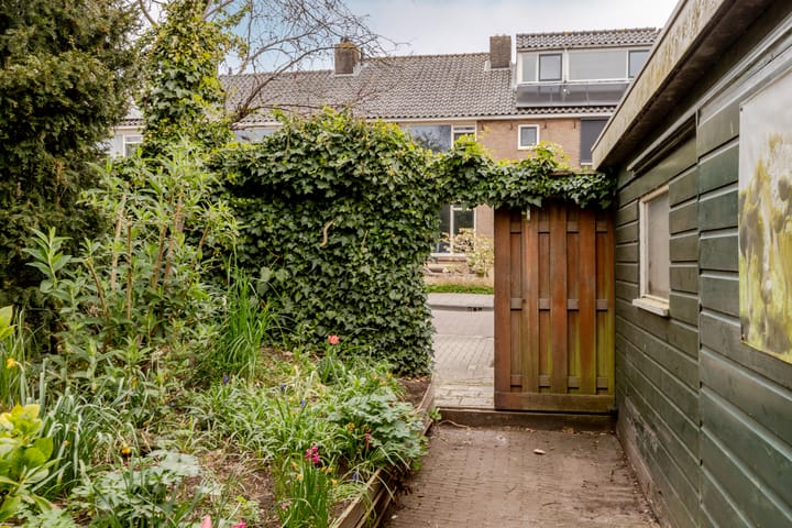 Foto 33 van Barend van Hoeffstraat 2