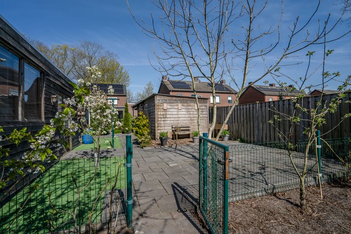 Foto 32 van Lambertweg 8