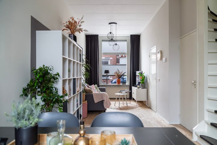 Foto 16 van Leliestraat 25