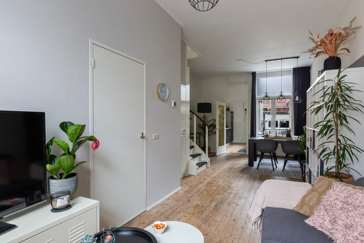 Foto 18 van Leliestraat 25