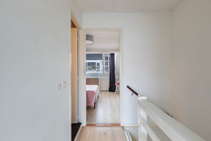 Foto 33 van Leliestraat 25