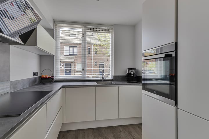 Foto 16 van Maria Tesselschadestraat 3