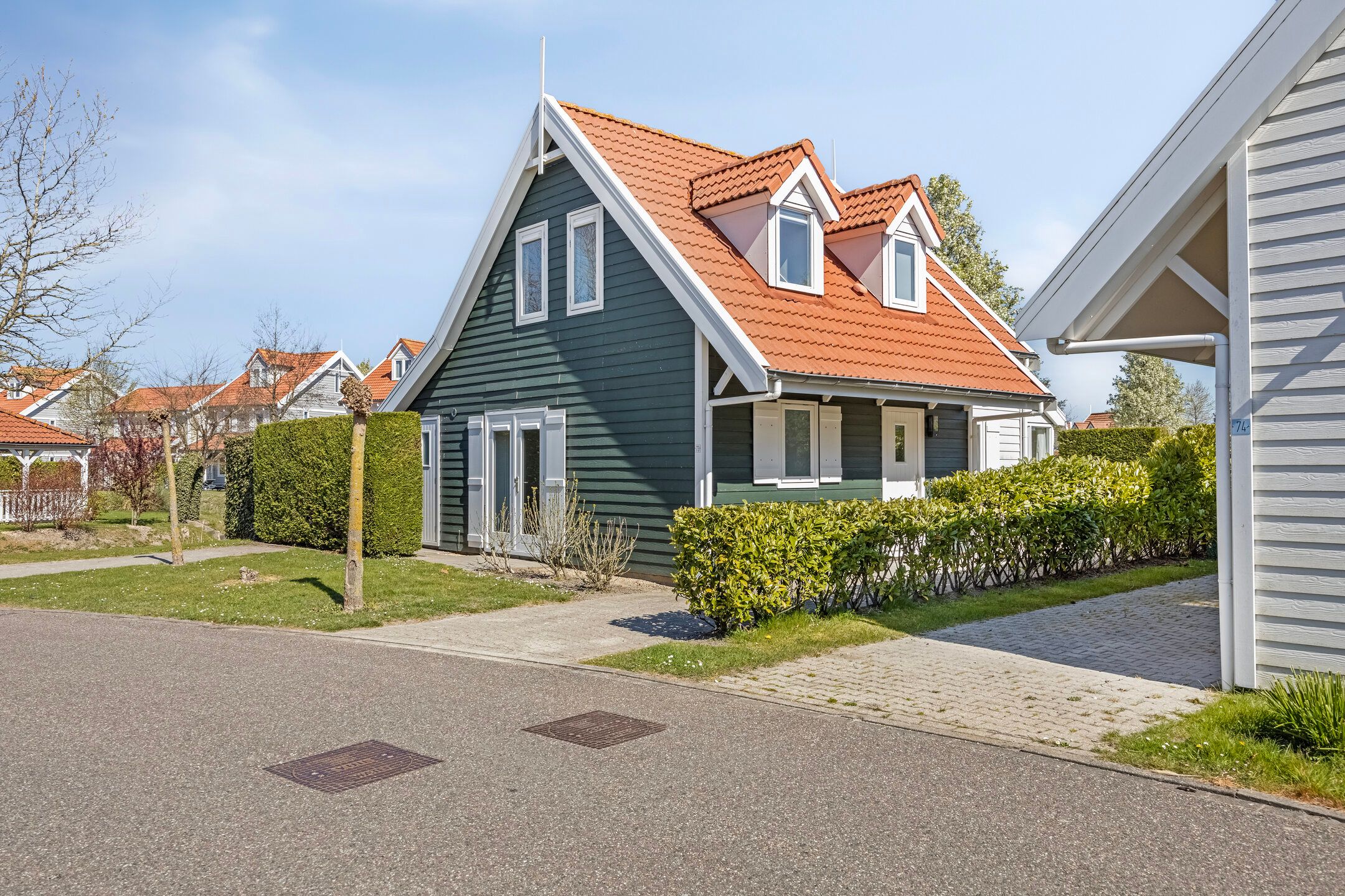 4-bedroom freehold villa in Bruinisse — photo 3 of 5