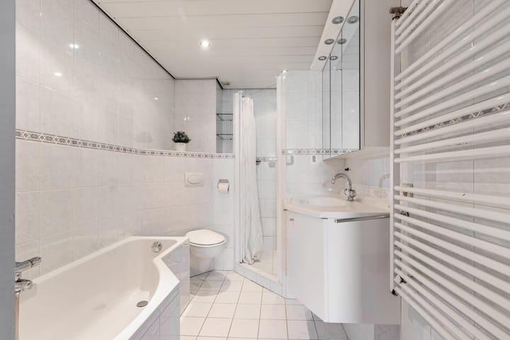 Photo 23 of Van Haerlemlaan 32