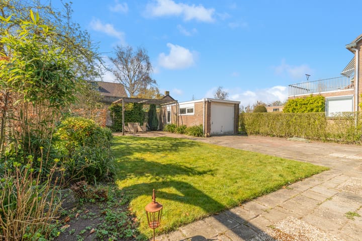 Photo 34 of Van Haerlemlaan 32