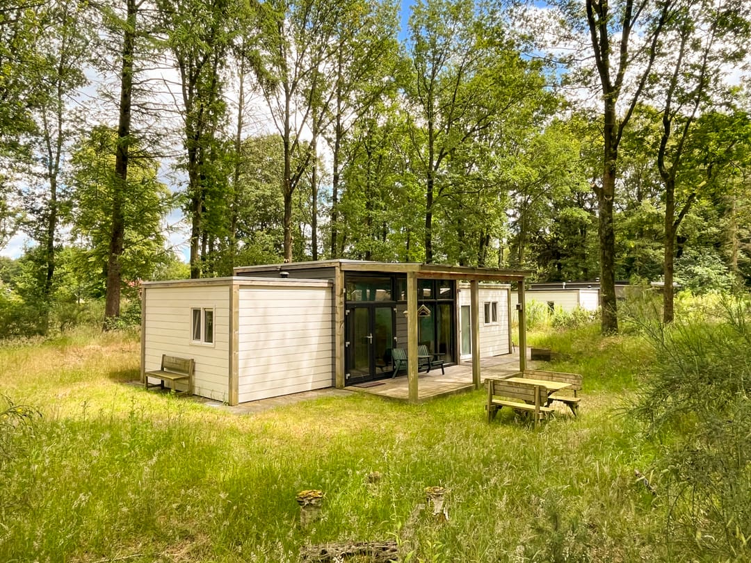 Photo 2 of Amerika 10-R82