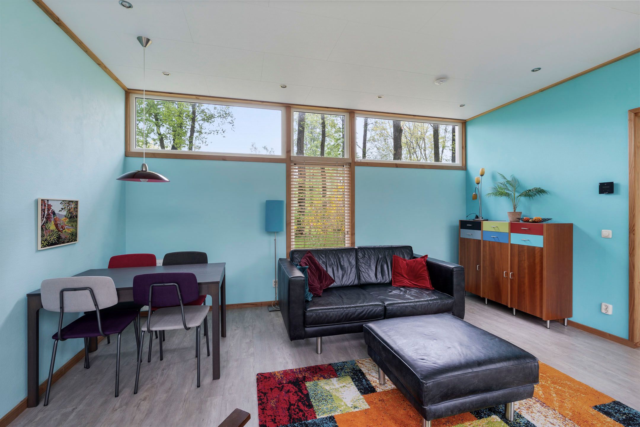 Photo 15 of Amerika 10-R82