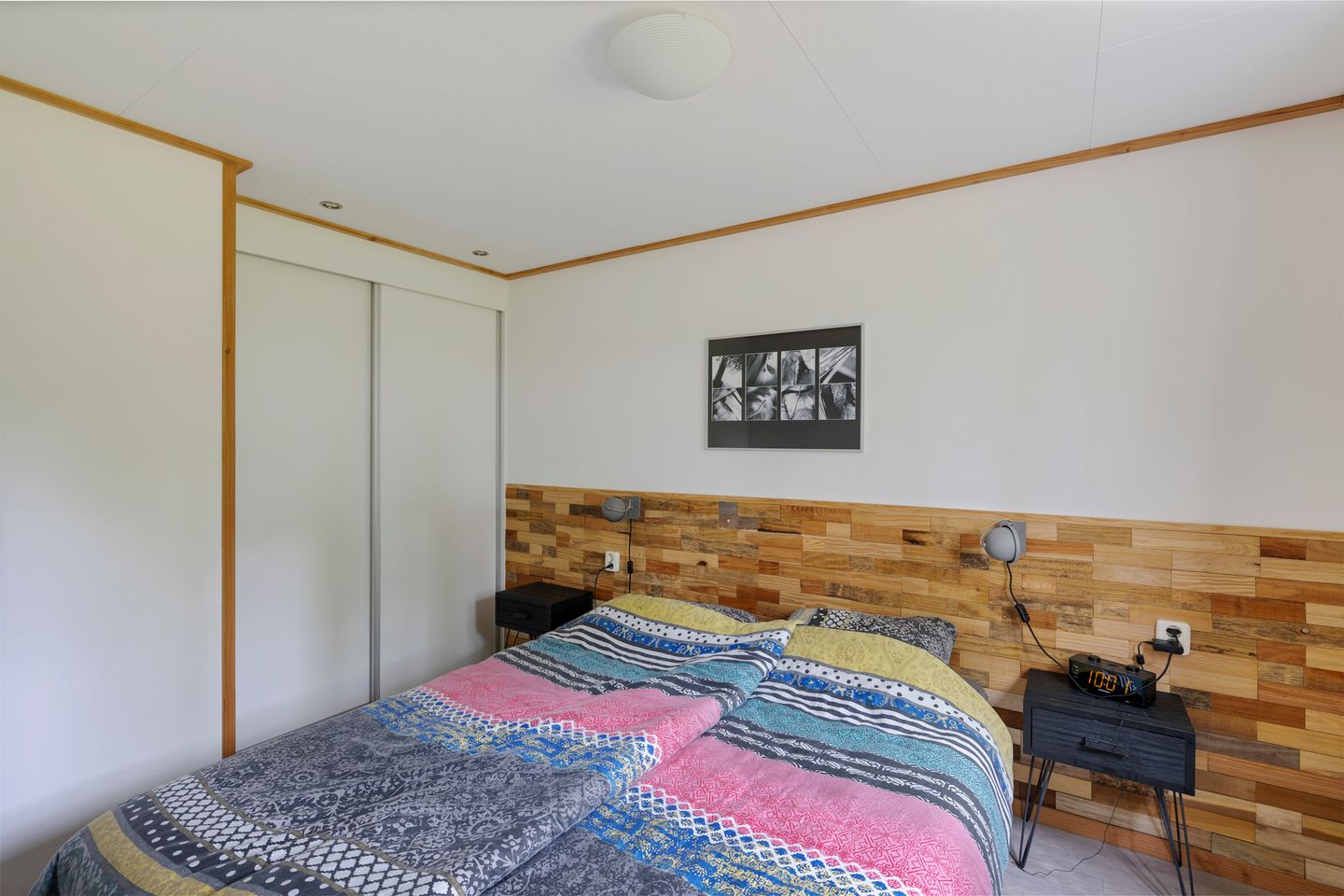 Photo 19 of Amerika 10-R82