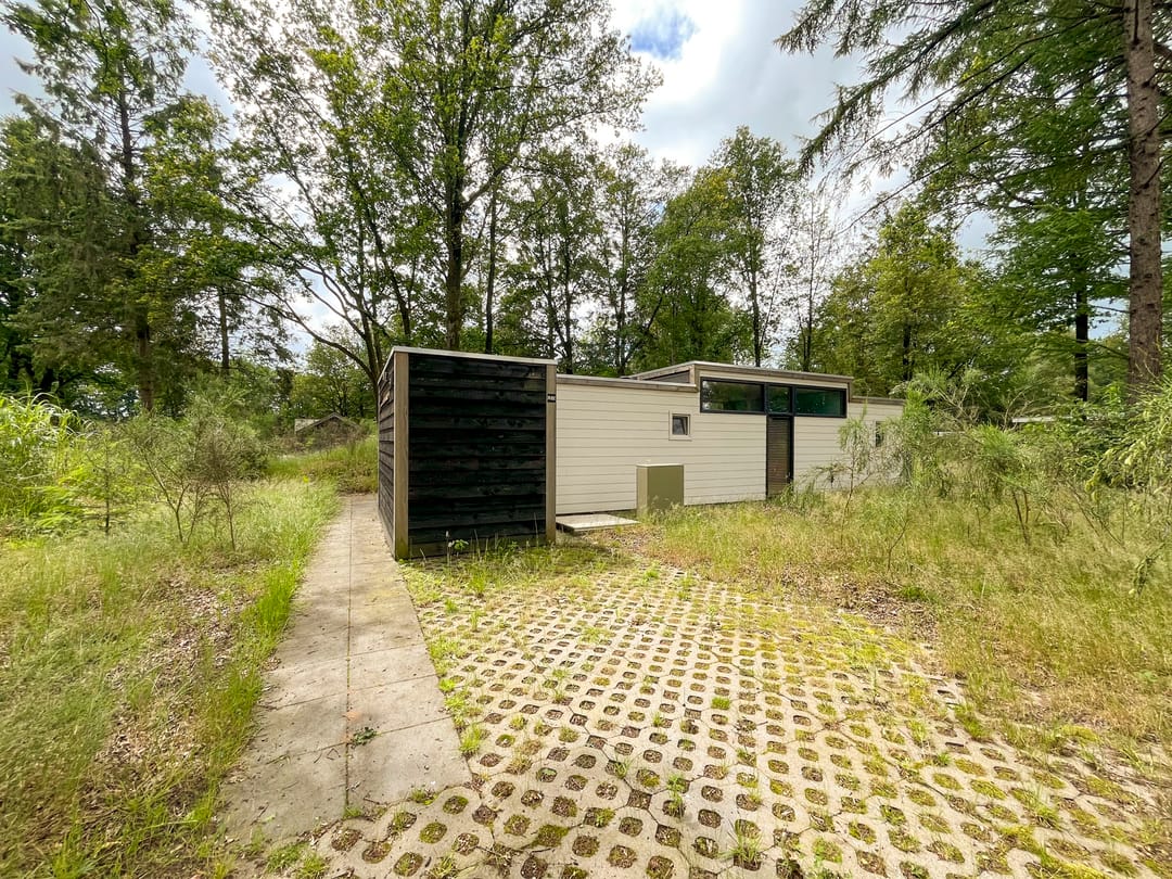 Photo 28 of Amerika 10-R82