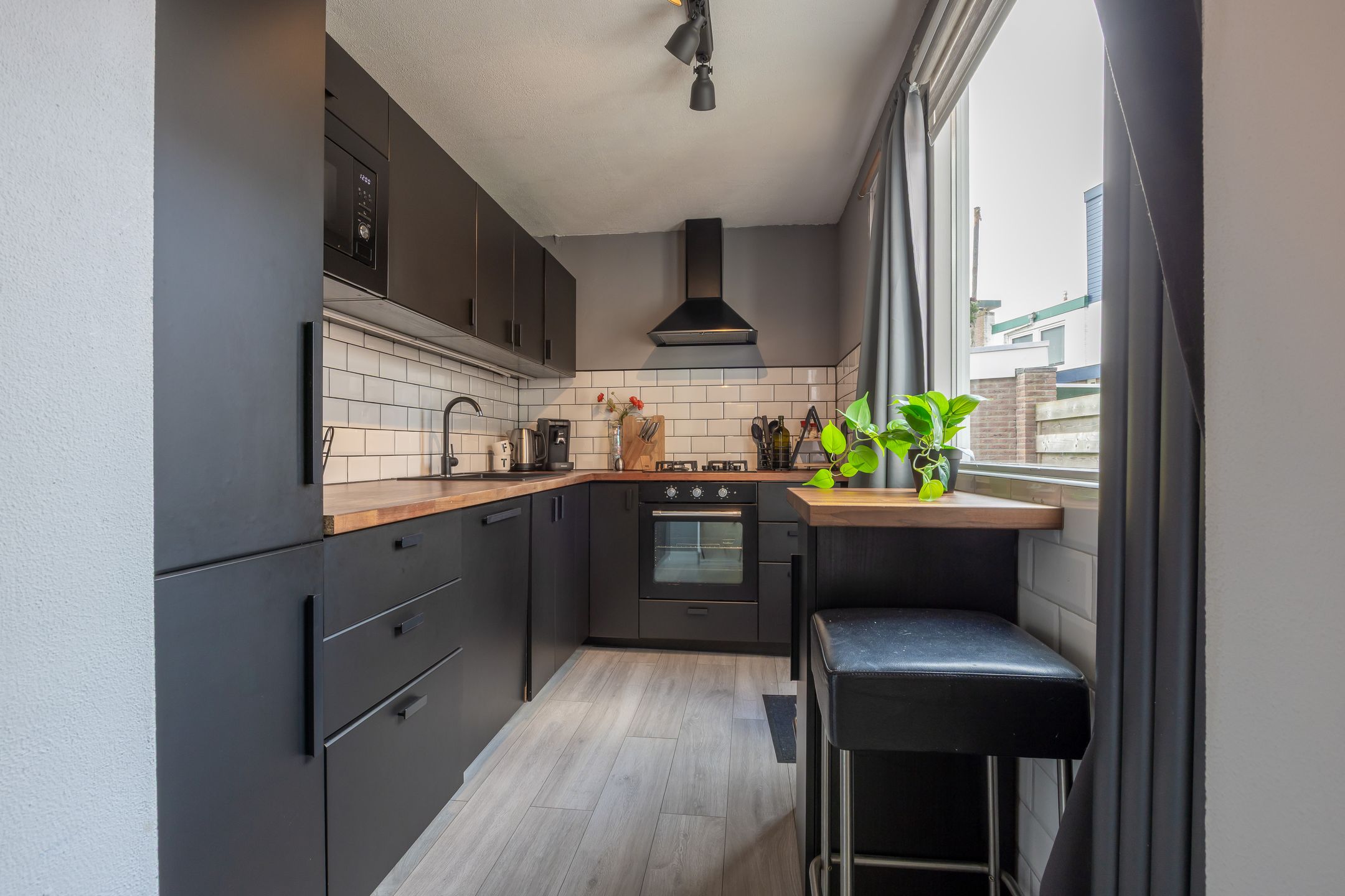 Foto 9 van Van Wassenaerstraat 58