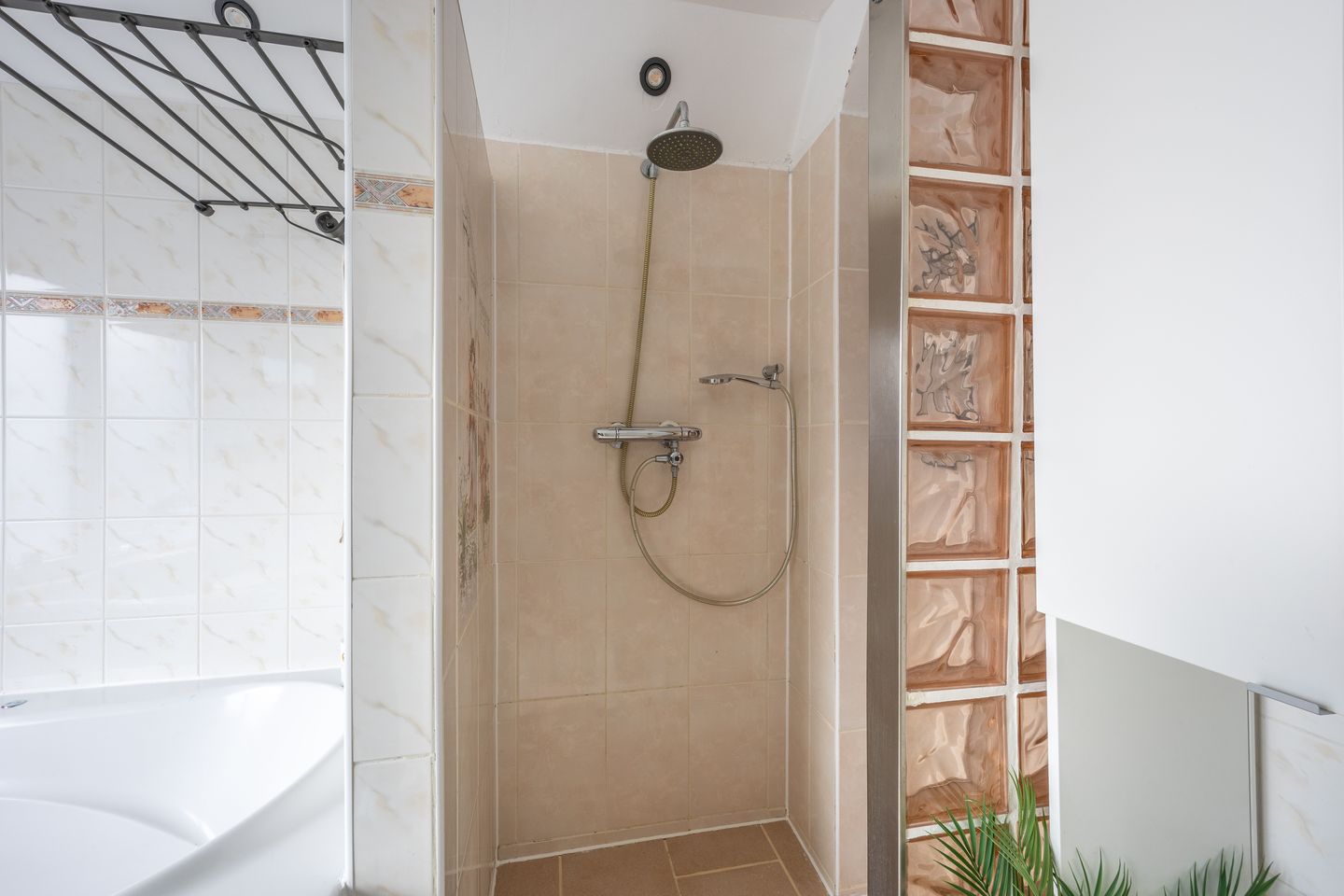 Foto 25 van Van Wassenaerstraat 58