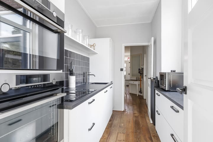 Foto 10 van Nicolaas Tulpstraat 11