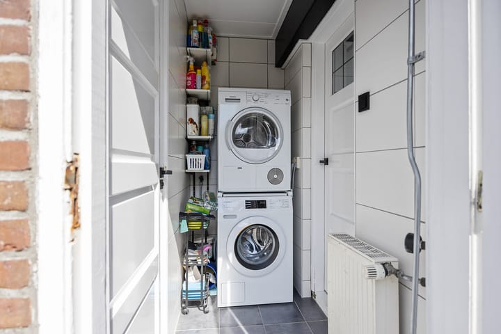 Foto 11 van Nicolaas Tulpstraat 11