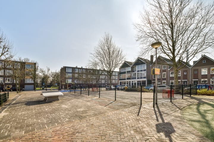 Foto 21 van Breesaperhof 33-A