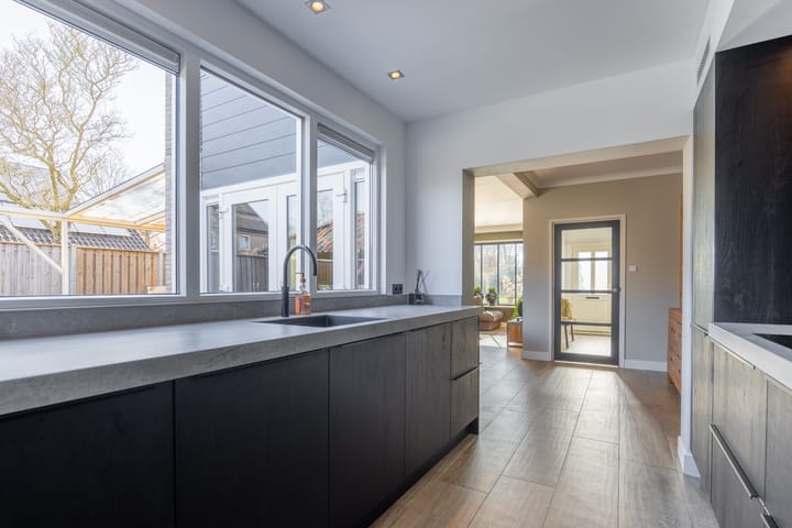 Foto 14 van M.A.de Ruijterstraat 73